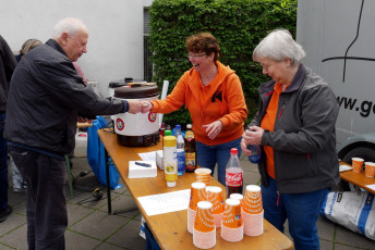 03 Flohmarkt